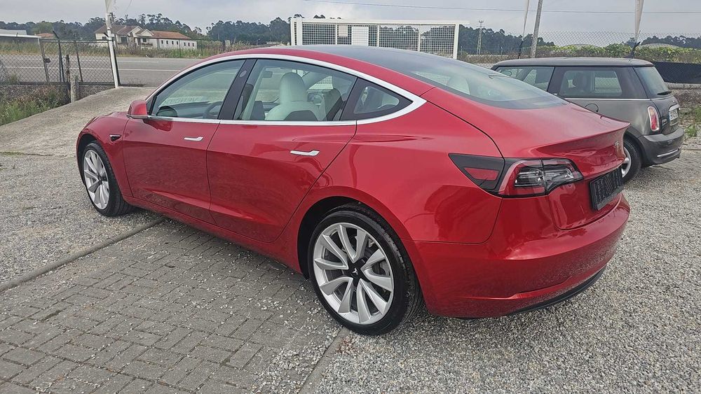 Tesla Model 3 Standard Range