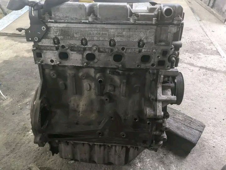 Мотор на Опель Вектра б 2.0дті