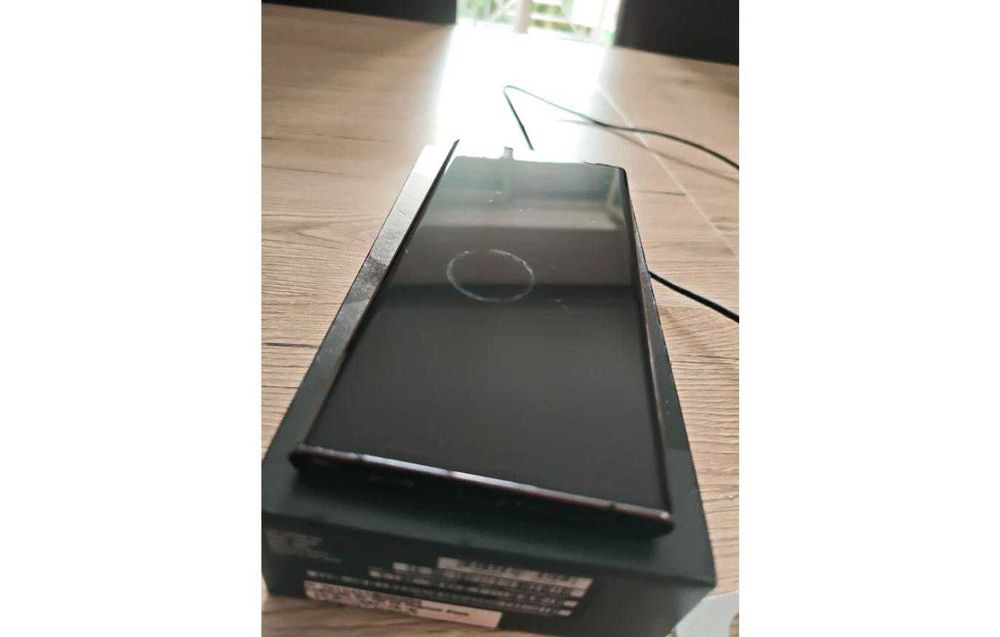 Samsung Galaxy S22 Ultra 128GB com S Pen
