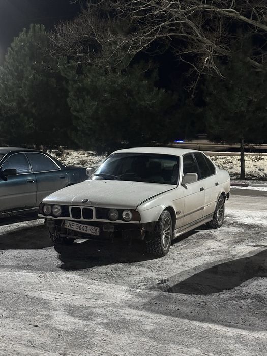 Продам бмв Е34 м50б20