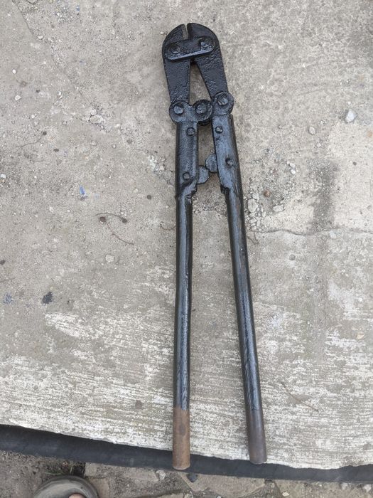 Большие кусачки, болторез