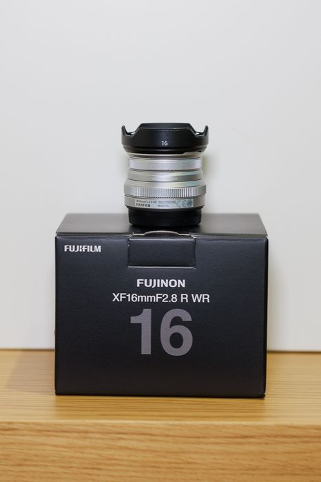 Fujifilm XT2 + Fujinon 16mm 2.8 R WR