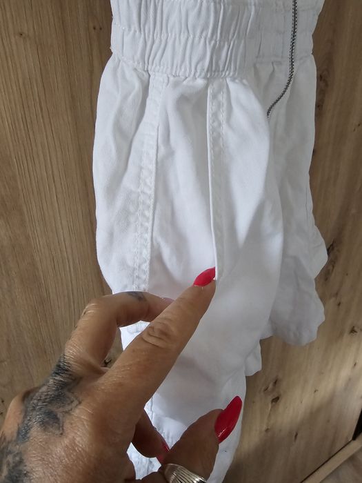 Kombinezon że spodenkami S