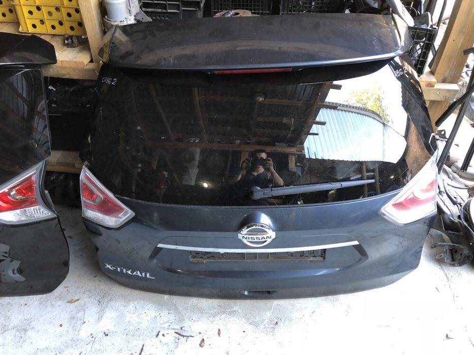 Nissan Rogue X- Trail T32 2014-2020 року Ляда Кришка багажника Бампер задній Підсилювач Фонарь лівий правий Пластик багажника весь комплект РОЗБОРКА