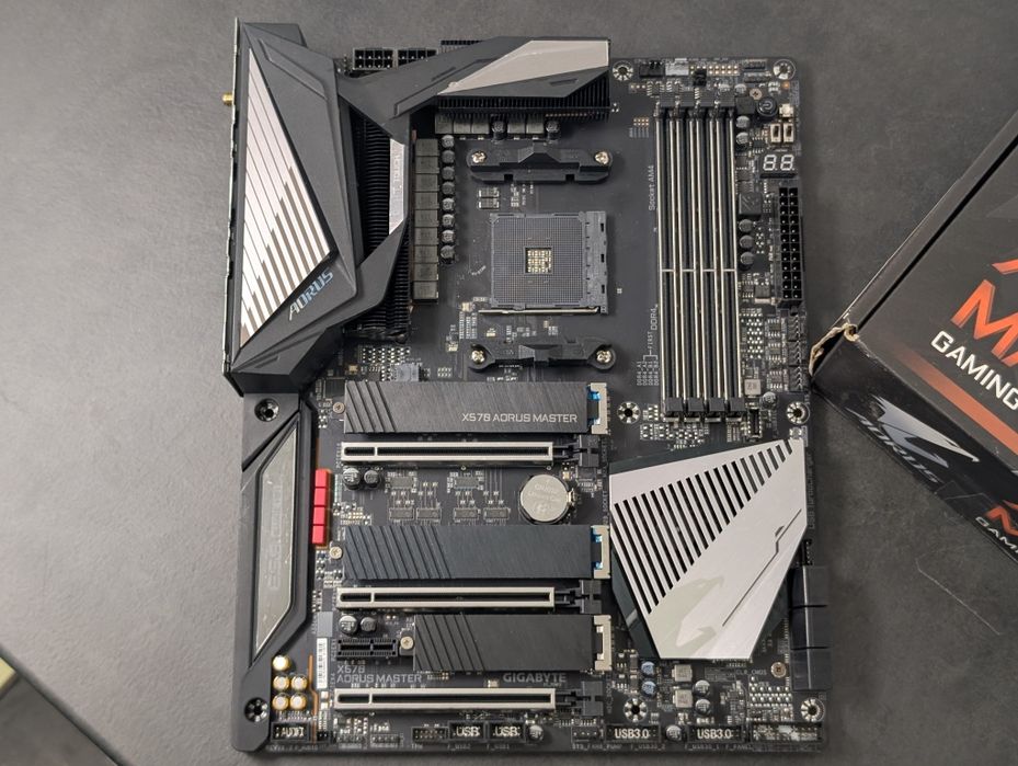 Топова! GIGABYTE X570 AORUS MASTER AM4 (DDR4) Гарантія