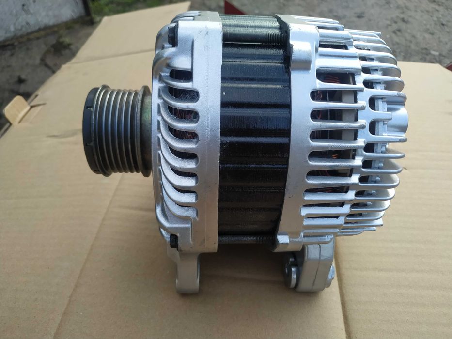 Генератор 8200960533, A004TJ0582ZE, 210A/ 12V