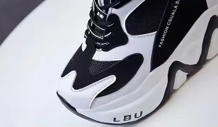 Жіночі кросівки на платформі женские кроссовки