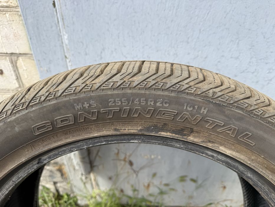 Продам 2 шини Continental 255/45 R 20
