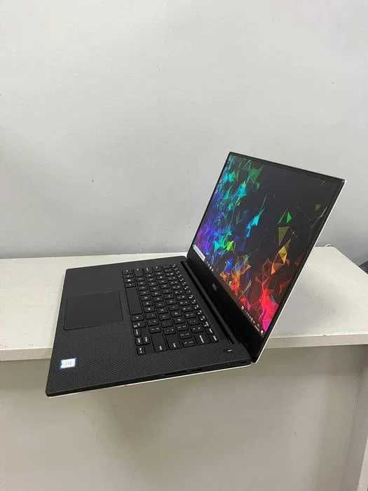 Ультрабук Dell Precision 5510 XPS FHD/i5-6300HQ nvidia M1000M GTX 950m