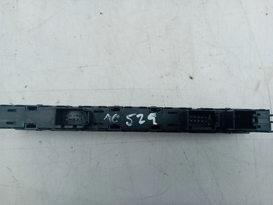 Botão / interruptor 4 piscas VOLKSWAGEN T-Cross