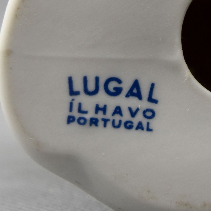 Paliteiro em Biscuit em forma de Cão