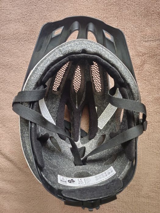 Kask rowerowy UVEX  52-57