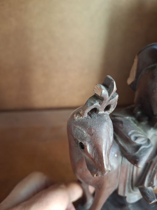 Estatueta oriental antiga