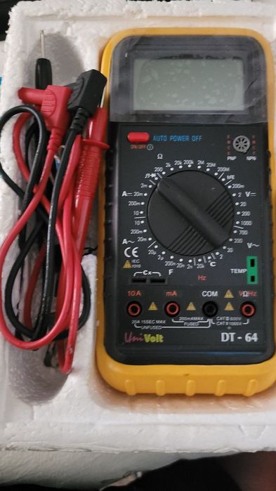 Multímetro Digital