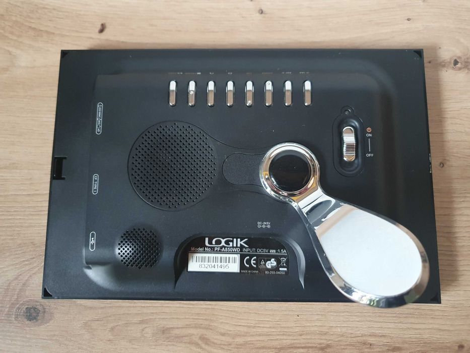 Ramka cyfrowa do zdjęć Logik PF-A850WD 8.5" USB SD MMC MS xD CF