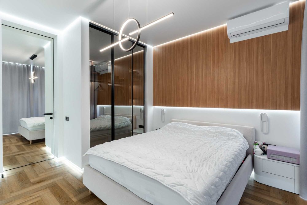 Крайній будинок черги! З оздобленням, ділянкою, меблями та технікою!