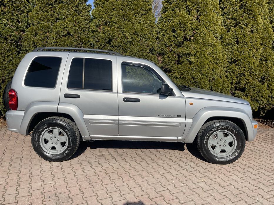 Jeep Cherokee III 2.8 CRD 150KM 4X4 zdrowy