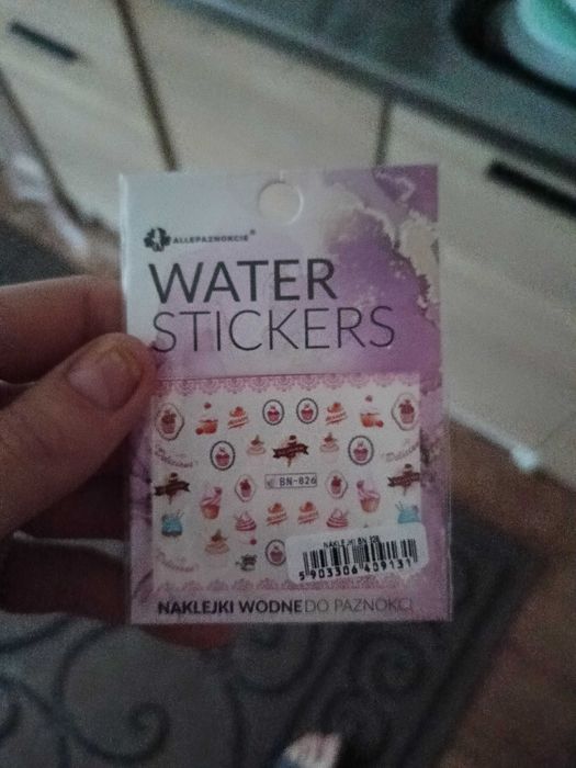 Zestawy do robienia paznokci