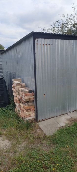Sprzedam garaż 2 x 3 idealny na budowe