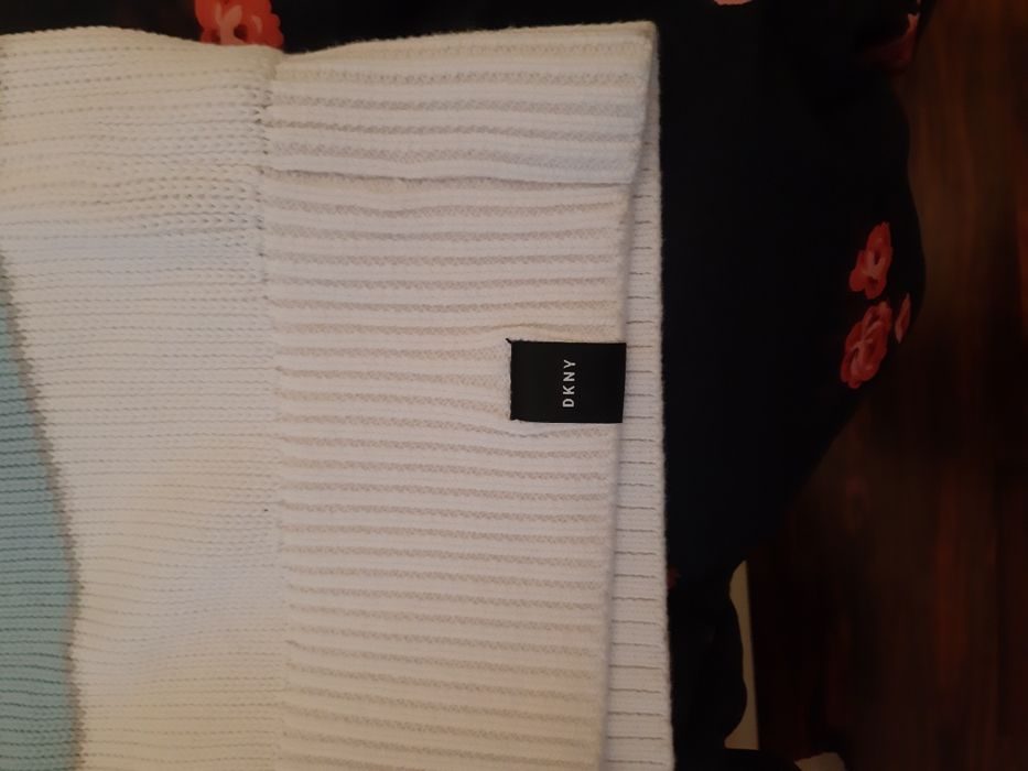 Sweter DKNY nowy rozmiar L