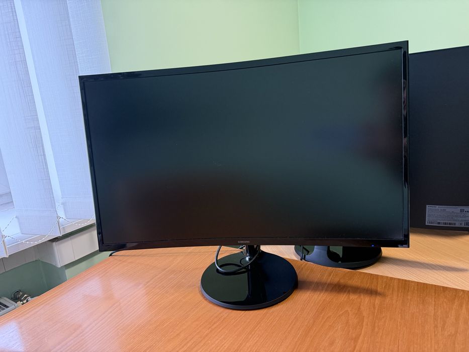 Монітор Samsung S27C360EAI