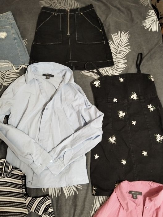 Лот одягу жіночого
