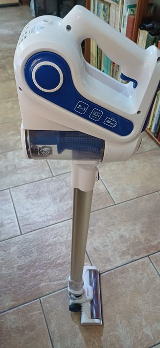 Aspirador vertical Polti