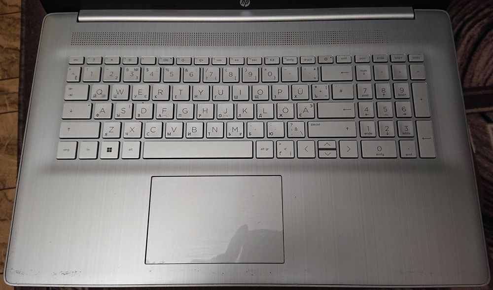 Hp /17,3"/Ryzen 5 5500U/SSD 512 Gb/16 Gb DDR4/батарея 3 час