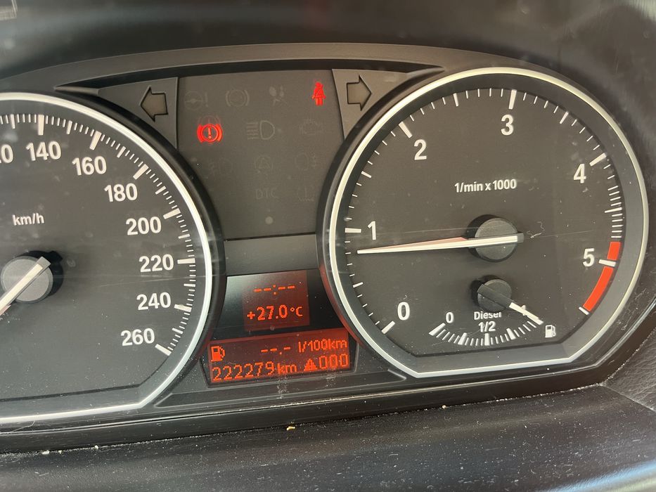 Bmw seria 1 e87 z 2007 czarne  poj 2,0 mox 130kw
