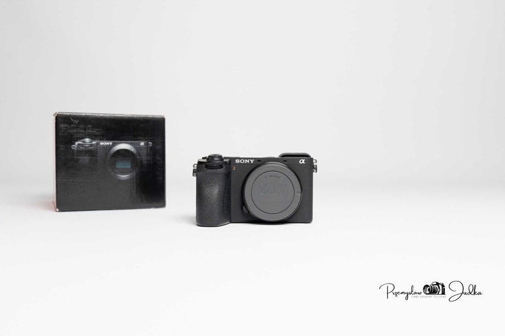 Sony A6700K Body+ obiektyw 16-50m OSS II ( SELP16502) ILCE-6700K body+ kit stan idealny | przebieg 5.229 zdjęć |gw. do 11/2027r faktura