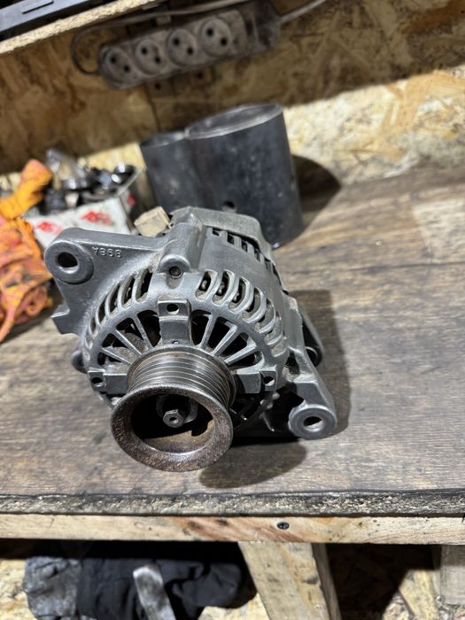 Генератор Toyota Prado 2.7