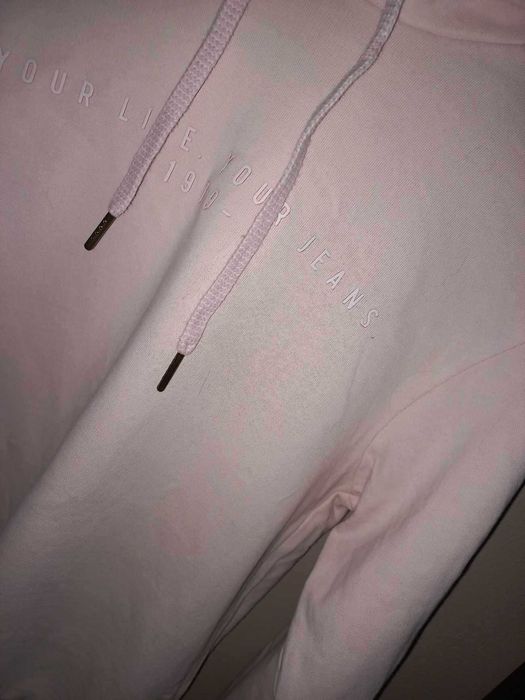 różowa bluza  z kapturem