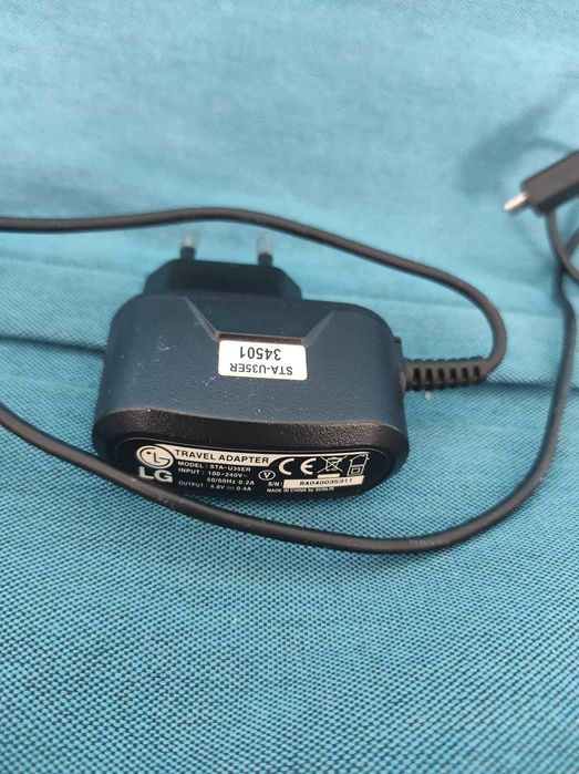 LG Travel Adapter STA-U35ER ładowarka lg 0.4a