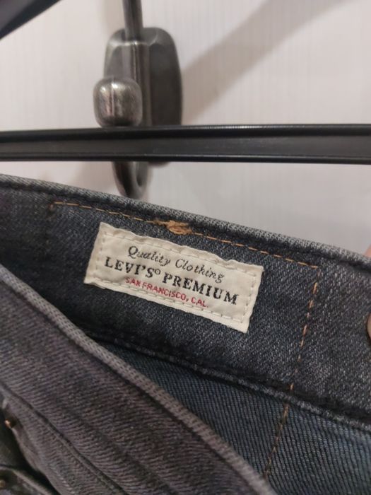 Продам джинсы Levis original