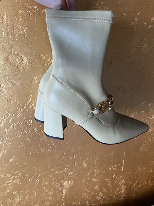 Каблуки жіночі 37 розмір