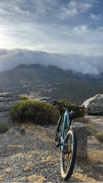 Bicicleta E-EXPL 700