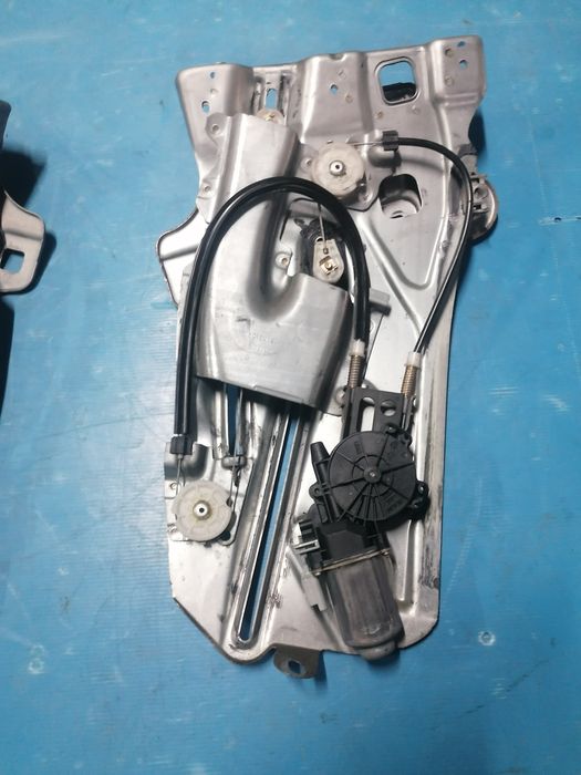 Elevador traseiro peugeot 307 cc