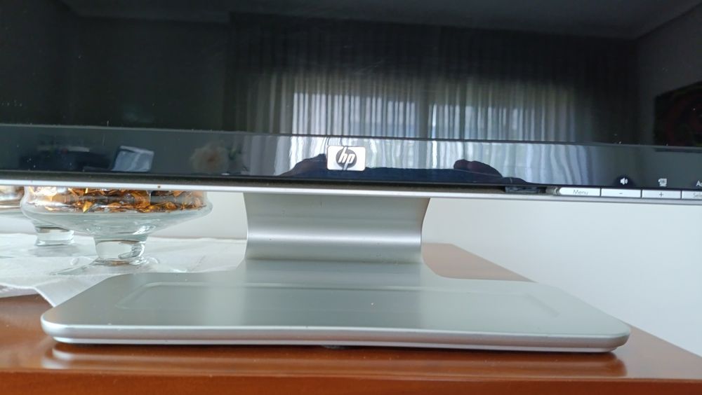 Monitor HP usado em bom estado