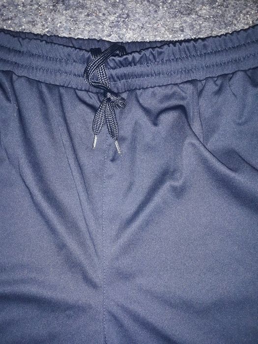 Продам шорты спортивные Металист