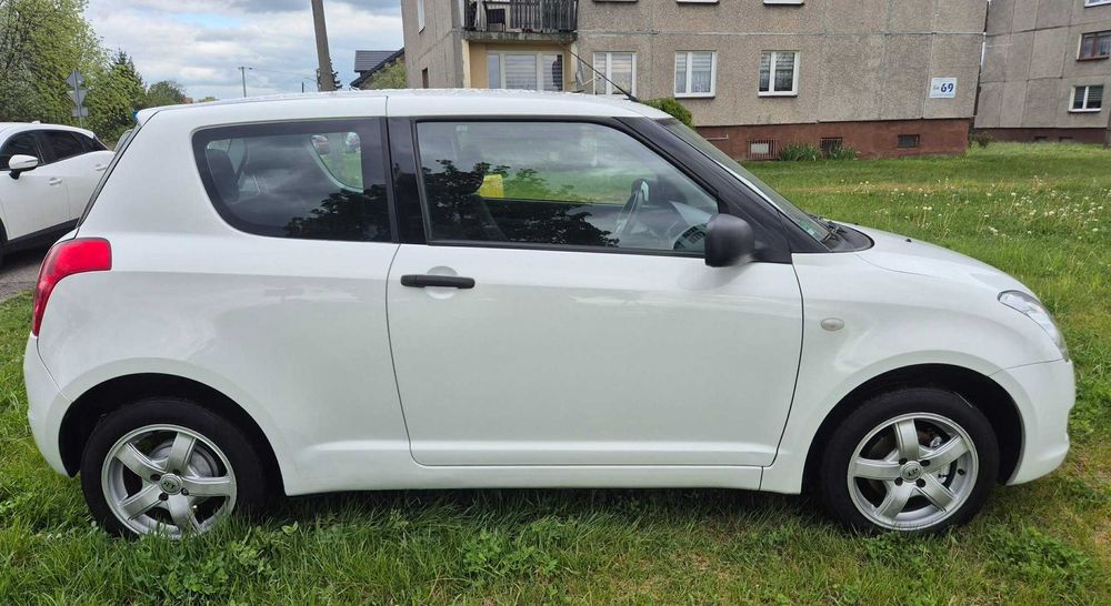 Suzuki Swift 1.3 Benzyna* Klima*Polecam*Śląsk*