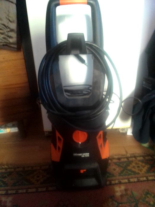 Продам мийку високого тиску Енергомаш, була у використанні 2 рази стан