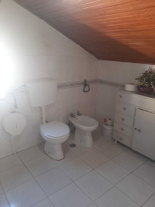 Arrenda-se Quarto em Loures