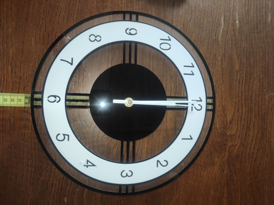 Zegar ścienny cichy