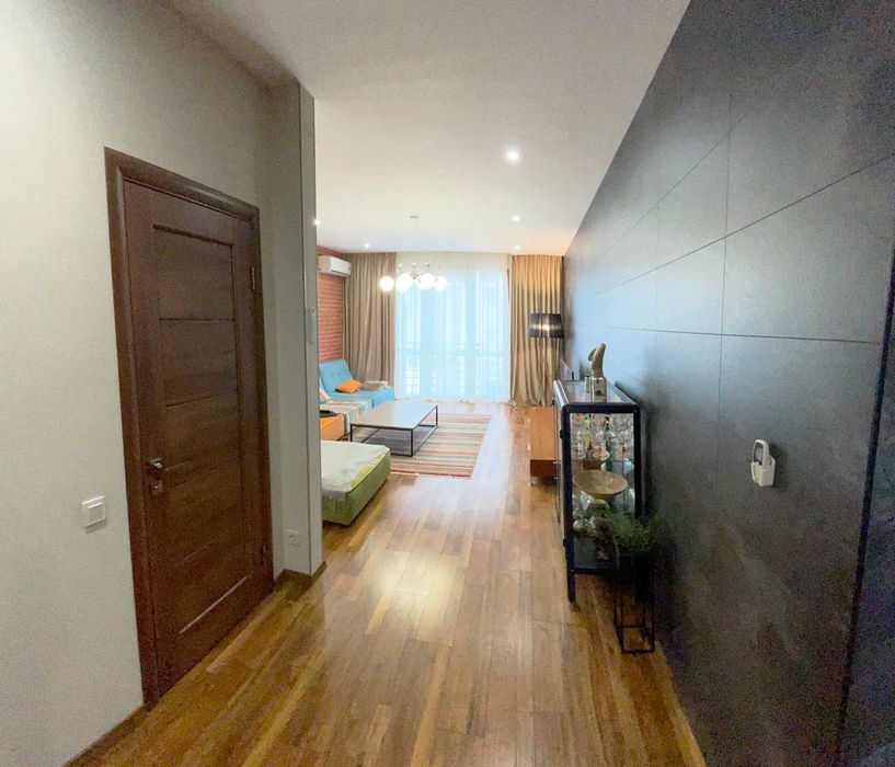 Продаж  4х.кімн. квартири 132м²   вул.Метрологічна ФЕОФАНІЯ