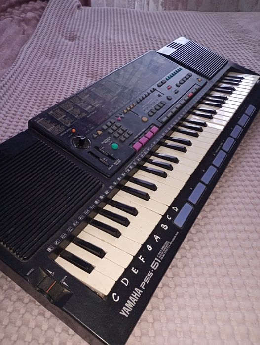 Синтезатор Yamaha PSS-51