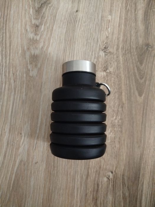 Бутылка для воды складная ( силикон?