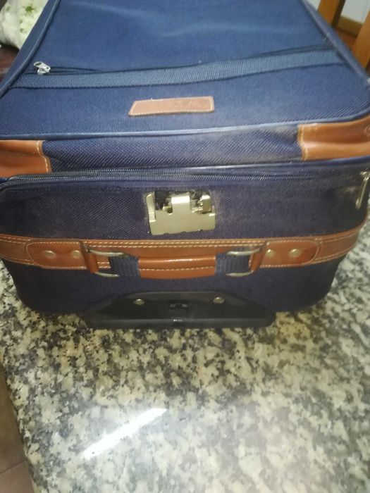 Malas de viagem ver stock