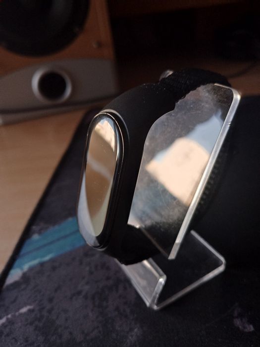 Продам фітнес браслет Mi band 7