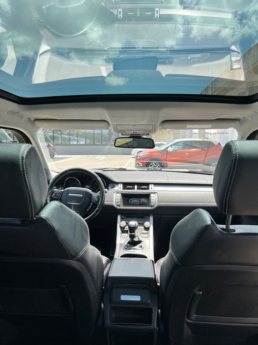 Range Rover Evoque 2.2 TD4 150cv | Panorâmico | Preto Metalizado