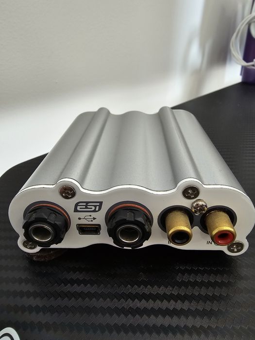 Esu 22 External Audio Card64172212246914124